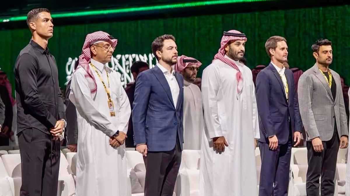 أول تعليق من رونالدو بعد تعيينه سفيرًا لكأس العالم للرياضات الإلكترونية (صور)