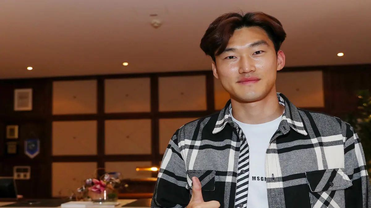 رسميًا.. نادي الهلال السعودي يضم  جانغ هيون سو (فيديو وصور)