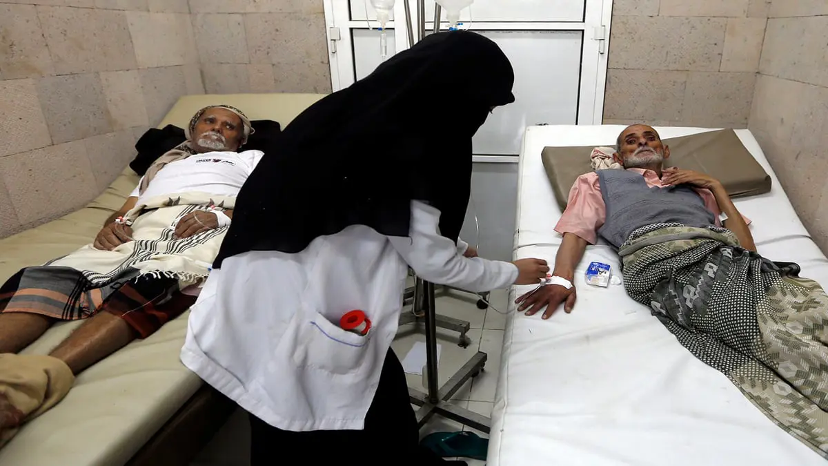 "الأخطاء الطبية".. قاتل صامت يتجول في المستشفيات اليمنية