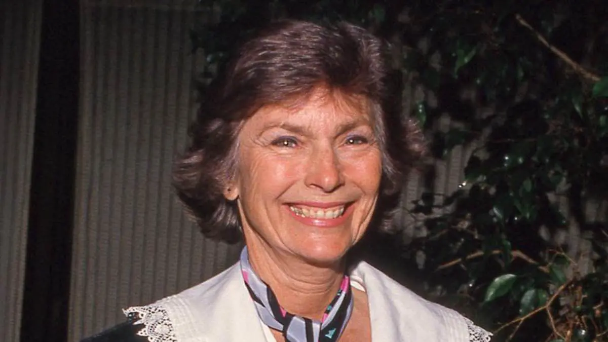 وفاة نجمة "دالاس" بريسيلا بوينتر عن 100 عام