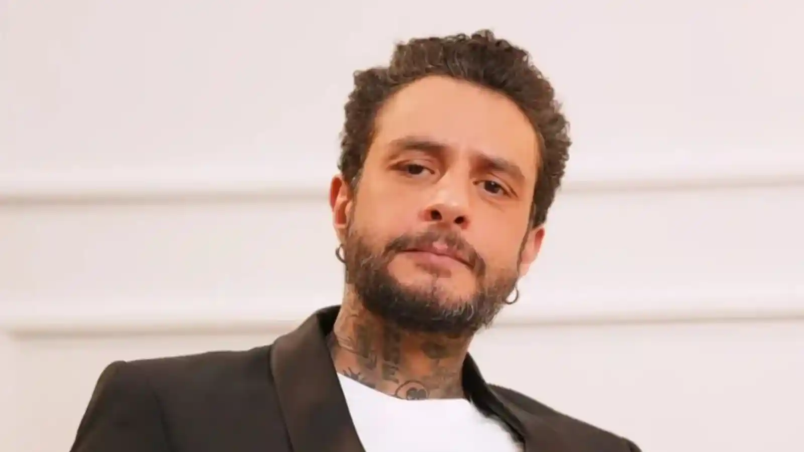 "سفاح التجمع".. أحمد الفيشاوي يخوض أصعب أدواره (فيديو)