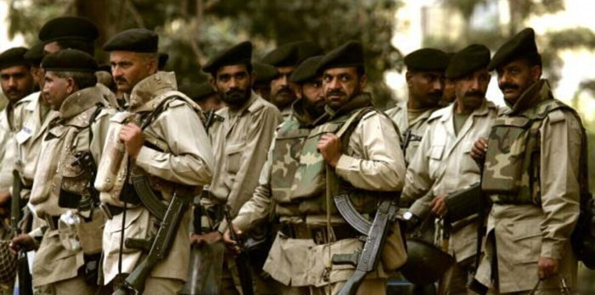 باكستان تدمر نقطة تفتيش للجيش الهندي ردًا على استهداف الأخير حافلة مدرسية‎