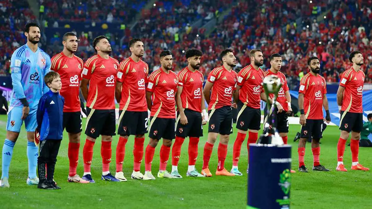 نقلة تاريخية.. سيد عبد الحفيظ يحدد صفقات الأهلي المصري (فيديو)