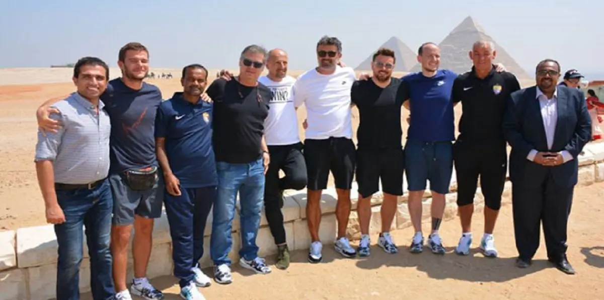 قبل مباراة السوبر الإماراتي.. جولة سياحية لنادي العين في منطقة الأهرامات (صور)