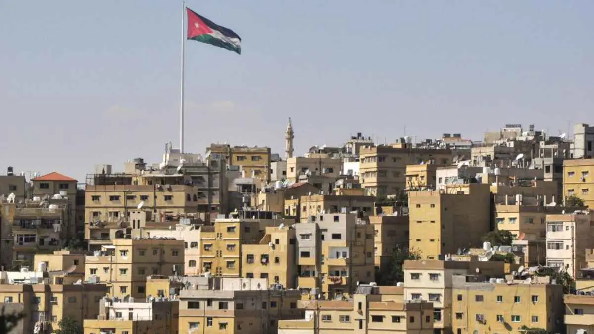 الأردن يعلّق على موقف ترامب الأخير بشأن تهجير سكان غزة