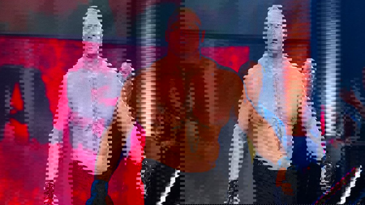 هل يعود المصارع بروك ليسنر للمشاركة مع WWE في "سمر سلام 2021"؟