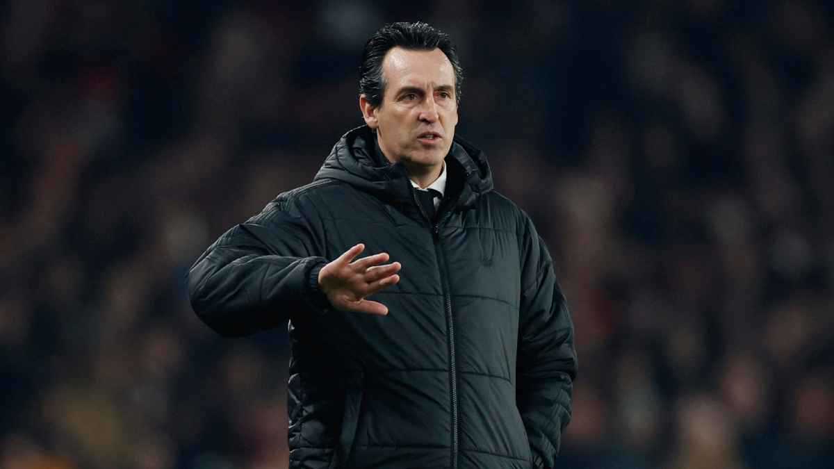 إيمري يقلل من أهمية عدم مصافحة أرتيتا عقب مباراة آرسنال وأستون فيلا