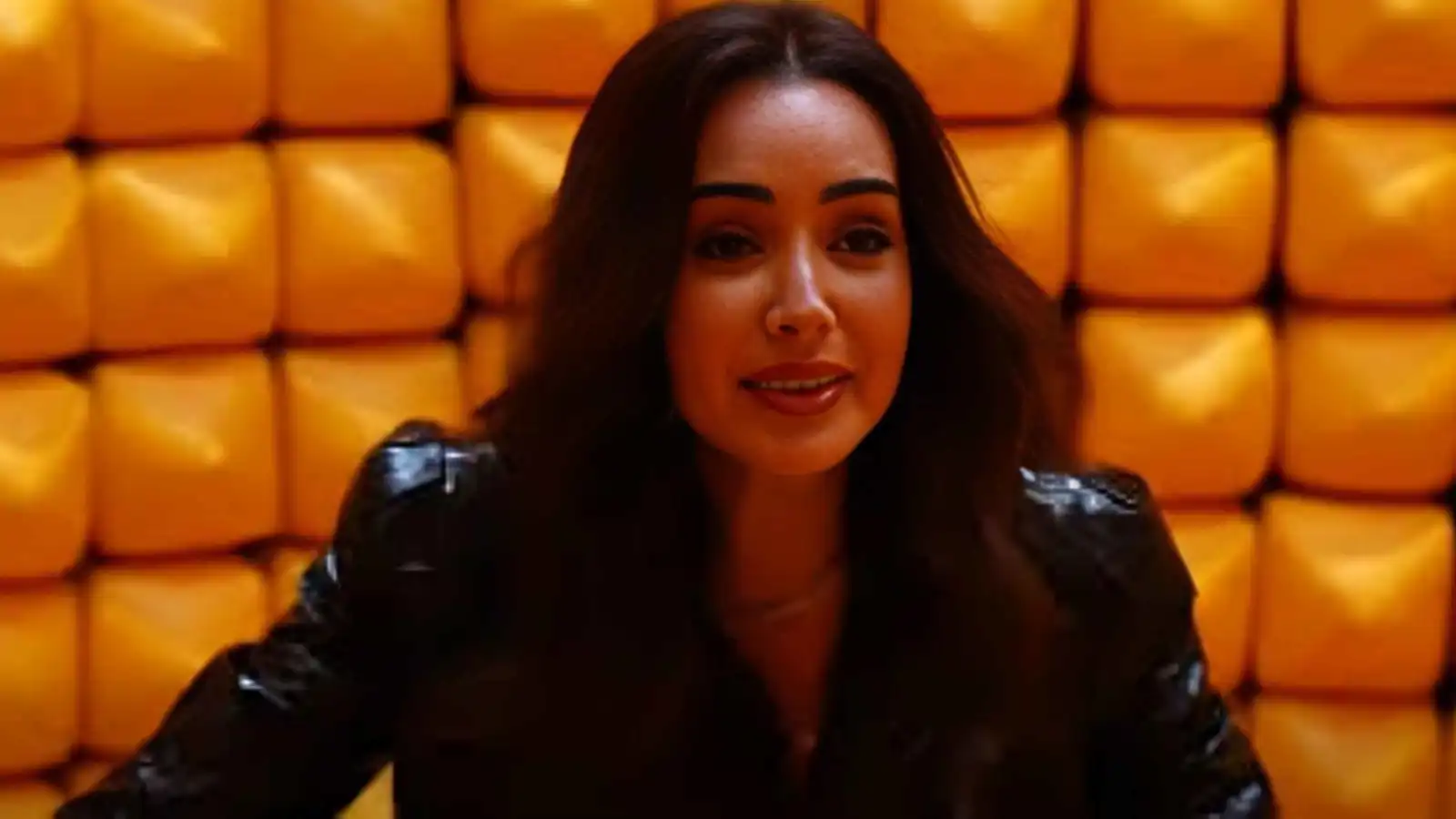 صرخات في "ليفل الوحش".. رامز جلال يوقع هنا الزاهد بـ"فخ الرعب" (فيديو)