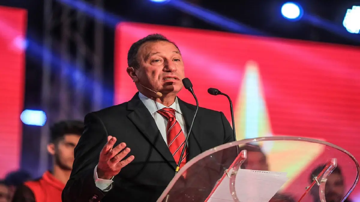 النادي الأهلي المصري يشكو مرتضى منصور لـ"كاف"