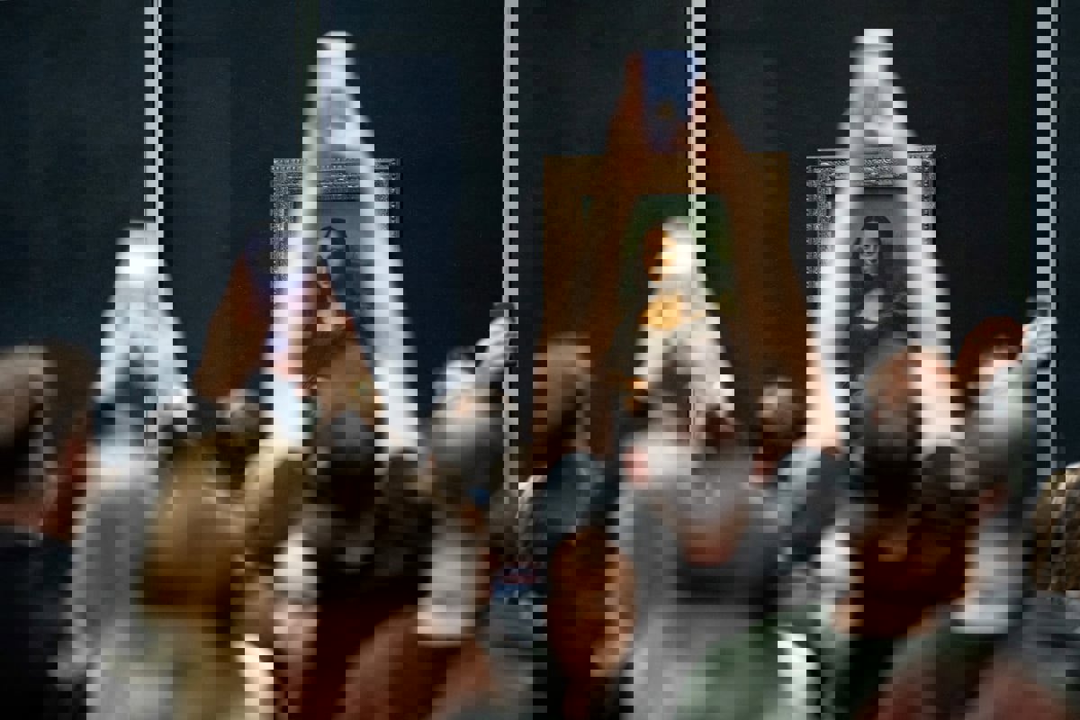 يمكن للموناليزا أن تبتسم بسلام.. لن تغادر اللوفر