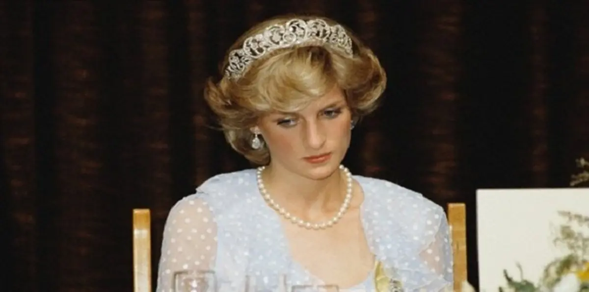 نجلا الأميرة ديانا يخلدان ذكراها بتمثال جديد