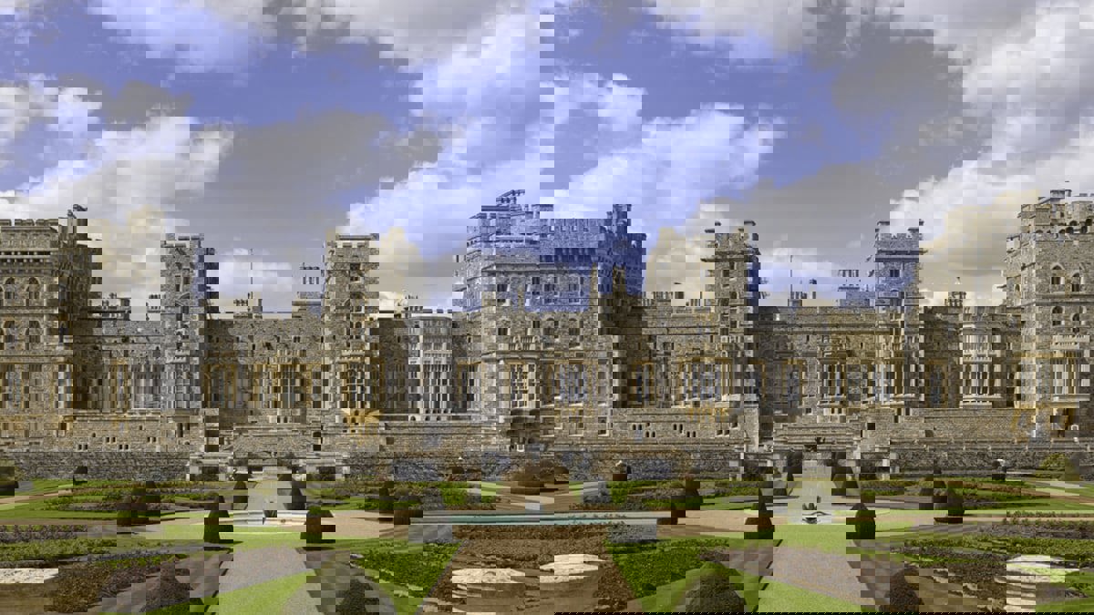 أشهر القصور الملكية البريطانية المفتوحة للجمهور والتي يمكن زيارتها