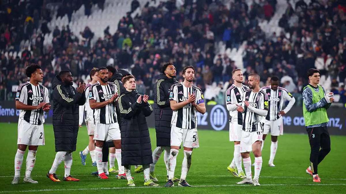 أساطير.. يوفنتوس يقترب من 3 صفقات كبرى