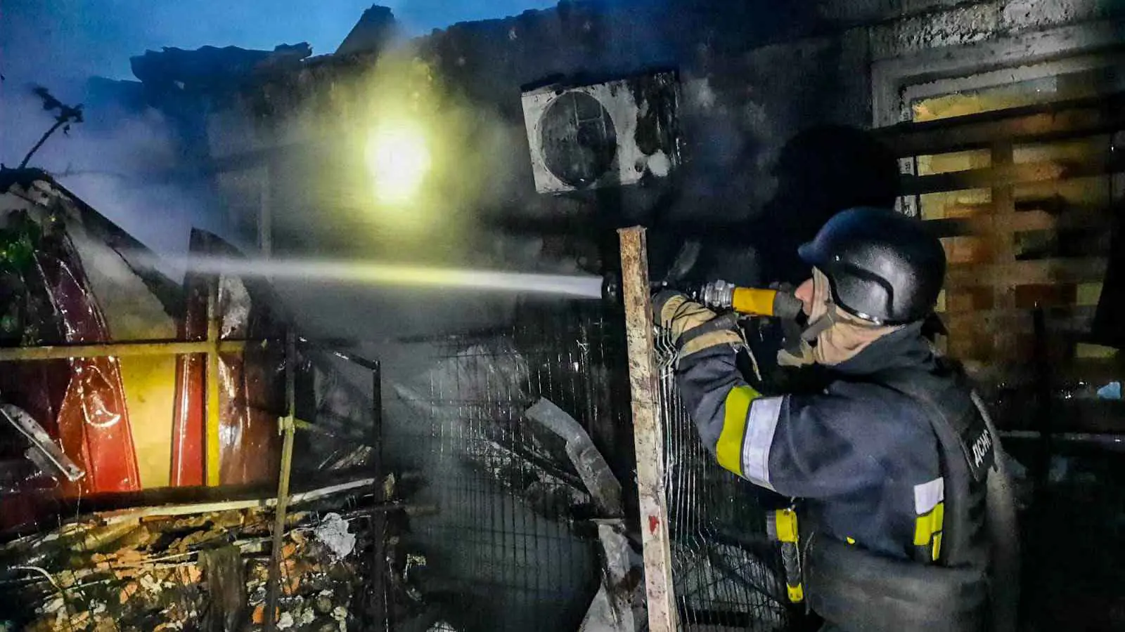 ضربة روسية تقطع الكهرباء عن خيرسون الأوكرانية