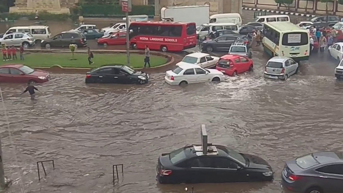 مصر تحتاج 18 مليار دولار لتفادي كوارث الأمطار (فيديو)