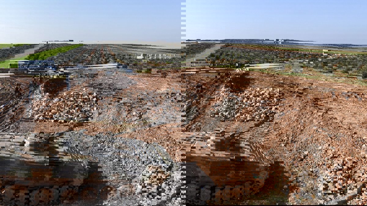 أمريكا: الاتفاق مع تركيا حول إقامة منطقة آمنة بسوريا سينفذ على مراحل