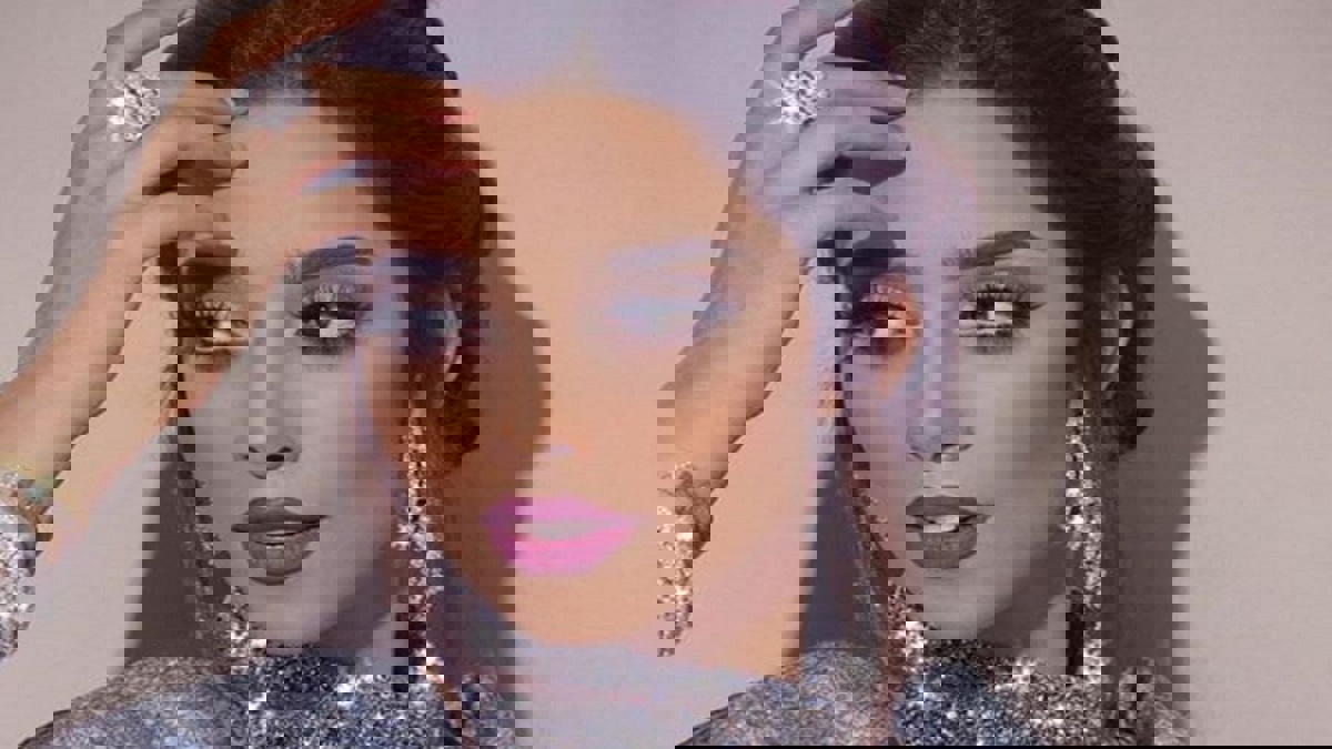 الفنانة اليمنية بلقيس ترفع دعوى قضائية ضد الإعلامية فجر السعيد ‎