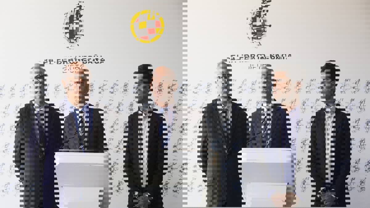 عقوبات تصل للسجن.. جمعية اللاعبين الإسبانية تقاضي اتحاد الكرة ورابطة الليغا لسبب صادم