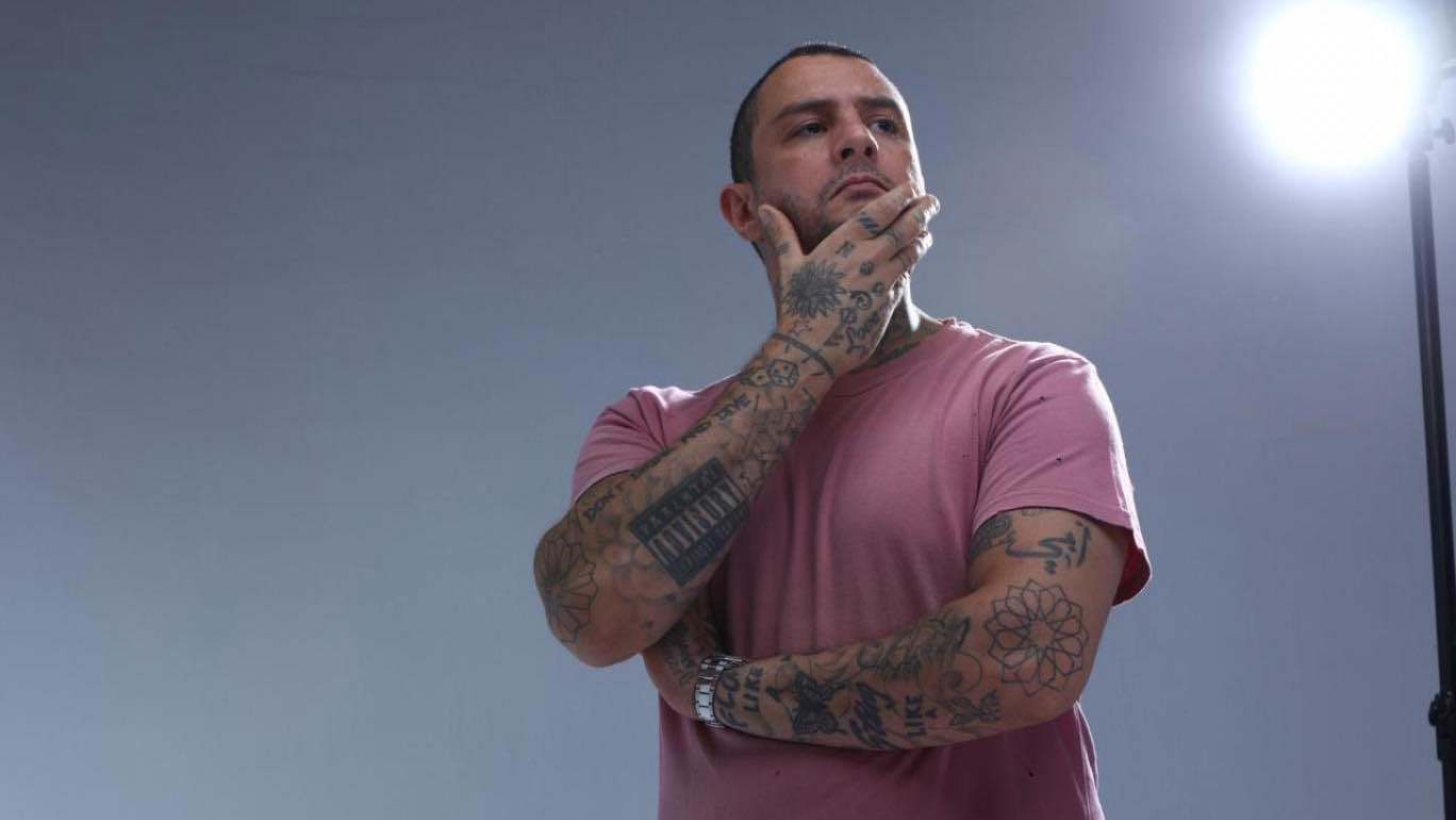 أحمد الفيشاوي يطلق منصة لتوثيق اعمال الفنانين (فيديو)