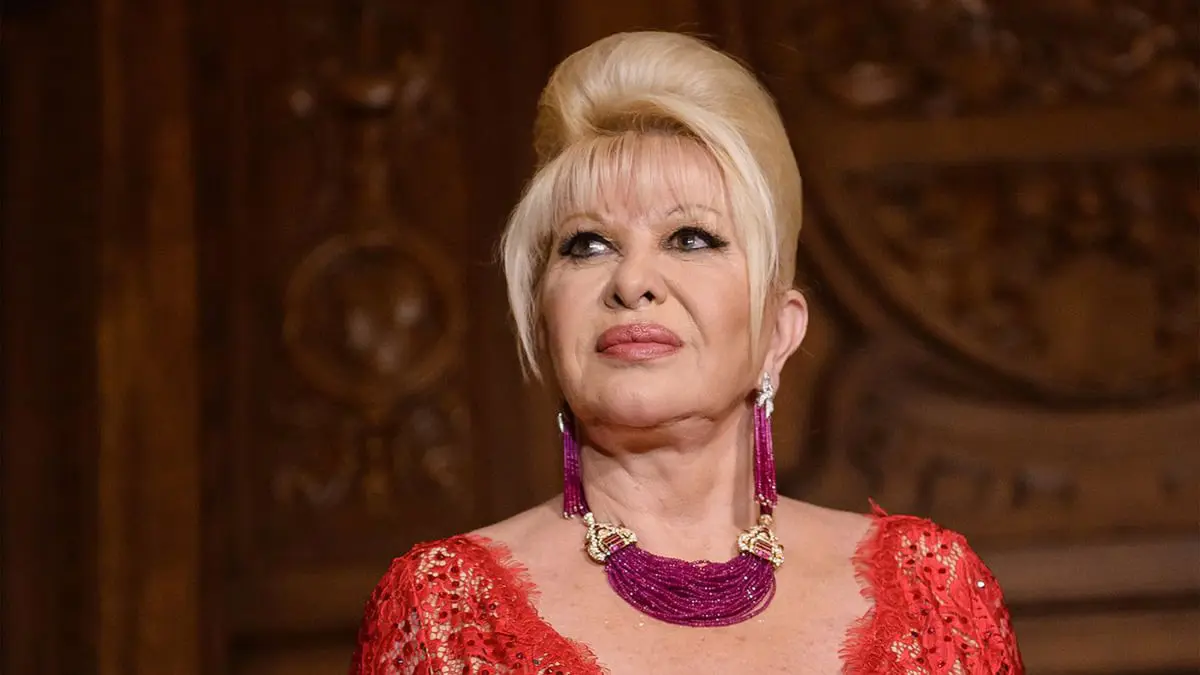 أول تعليق من ترامب على وفاة زوجته الأولى إيفانا