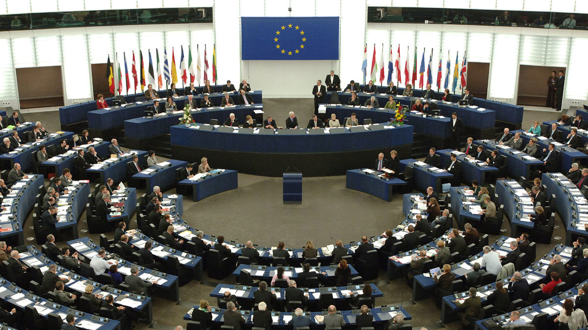 الاتحاد الأوروبي يمنح تونس 250 مليون يورو لاحتواء تداعيات كورونا