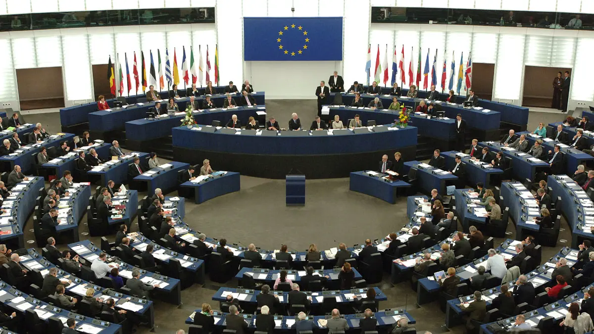 الاتحاد الأوروبي يمنح تونس 250 مليون يورو لاحتواء تداعيات كورونا