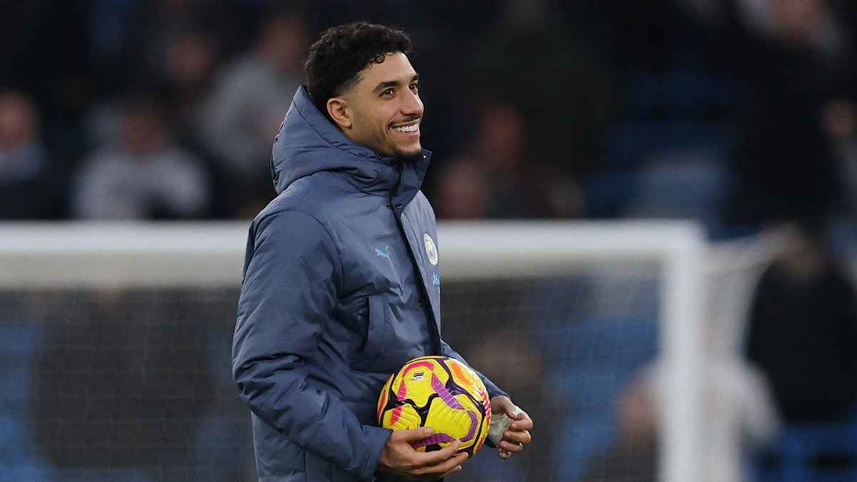 "نبكي بالدموع".. تعليق مفاجئ من آنتراخت فرانكفورت بعد رحيل "مرموش"