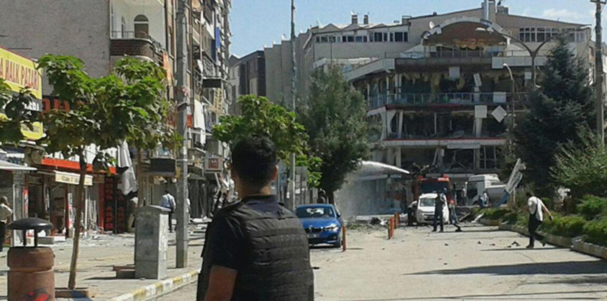 انفجار يهز مدينة فان بشرق تركيا