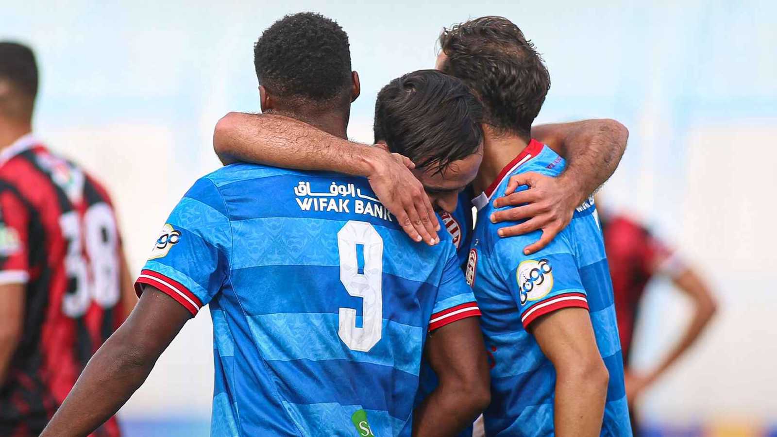 الإفريقي يهزم مستقبل قابس ويرتقي لصدارة الدوري التونسي مؤقتا