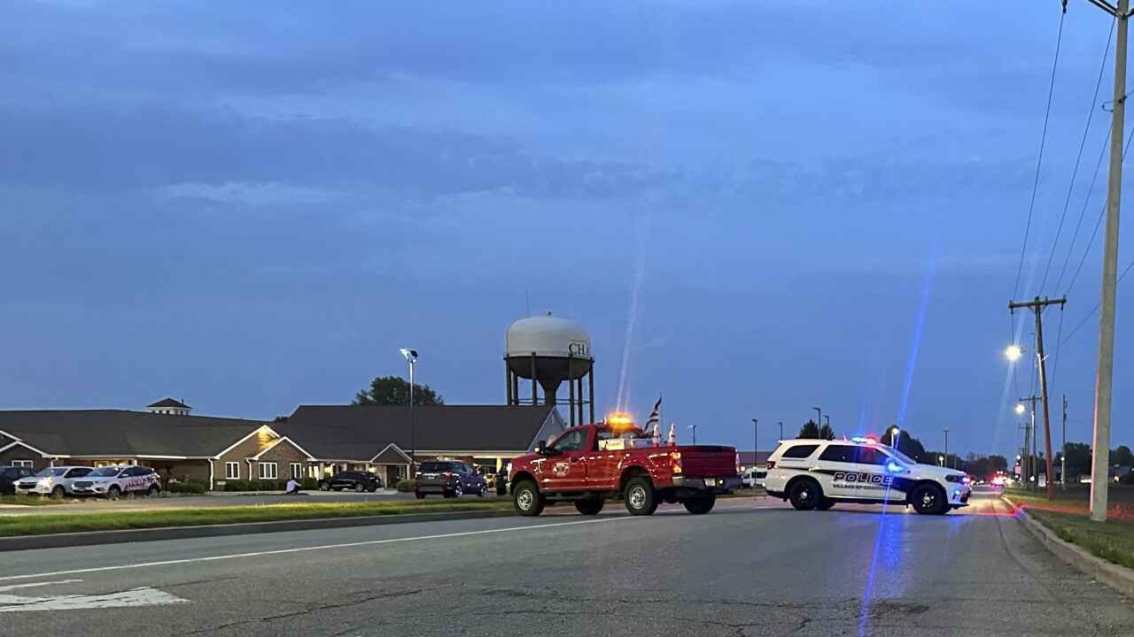 مقتل 4 أطفال باقتحام سيارة لمبنى في إلينوي الأمريكية (فيديو)