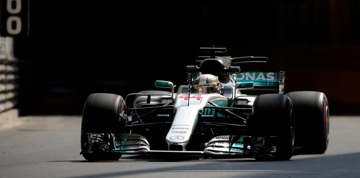 فورمولا 1.. هاميلتون يسجل أسرع زمن بجولة التجارب الأولى في موناكو