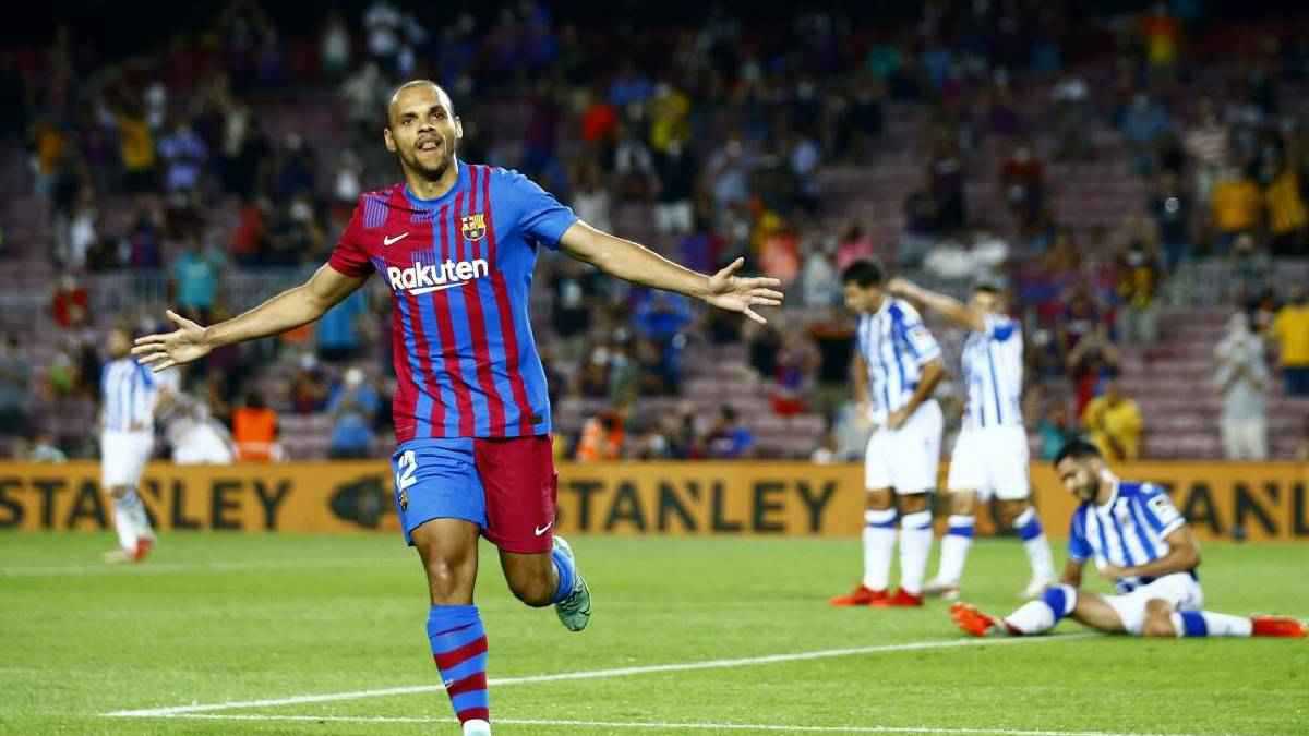 250 مليون يورو.. "طريد" برشلونة وزوجته يفتتحان مشروعًا جديدًا (صور) 