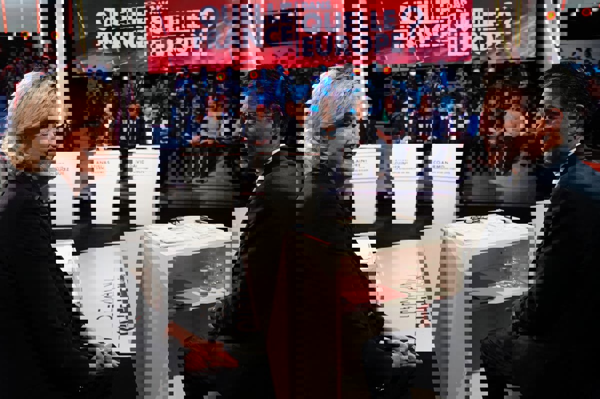 باحث أكاديمي لـ"إرم نيوز": الإعلام الغربي يخضع للمال لا لأخلاقيات المهنة   