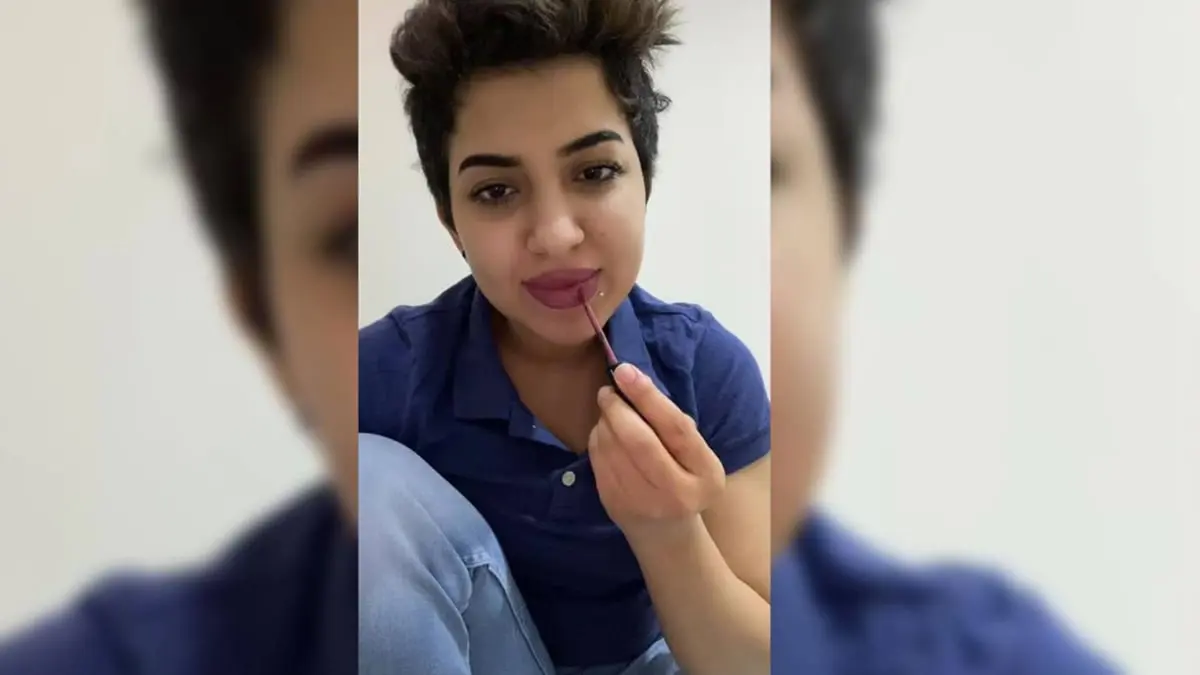 مشاعل القحطاني تنهار بالبكاء بسبب والدتها