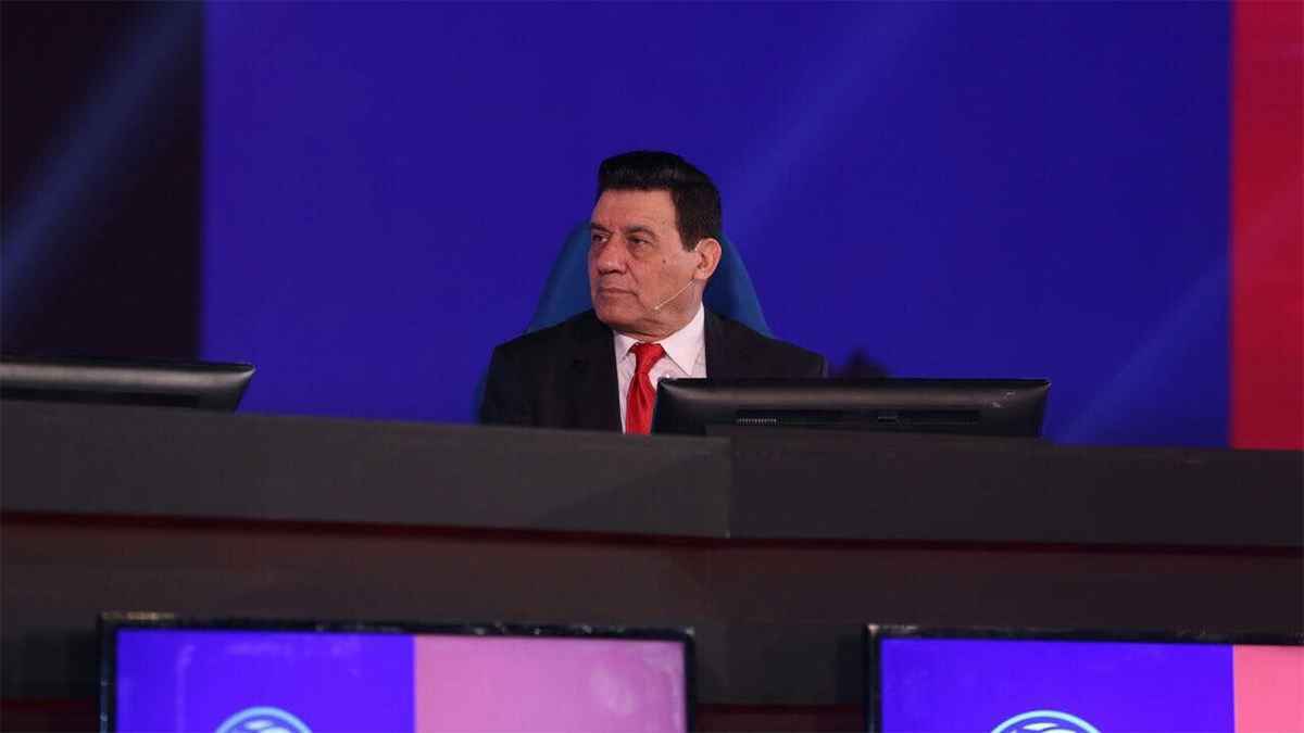 "وعكة صحية" تغيبه عن الشاشة مجدداً.. ما هو مرض مدحت شلبي؟