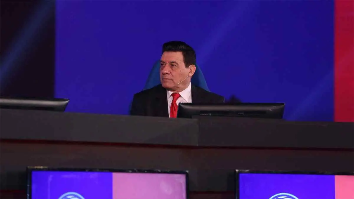 "وعكة صحية" تغيبه عن الشاشة مجدداً.. ما هو مرض مدحت شلبي؟