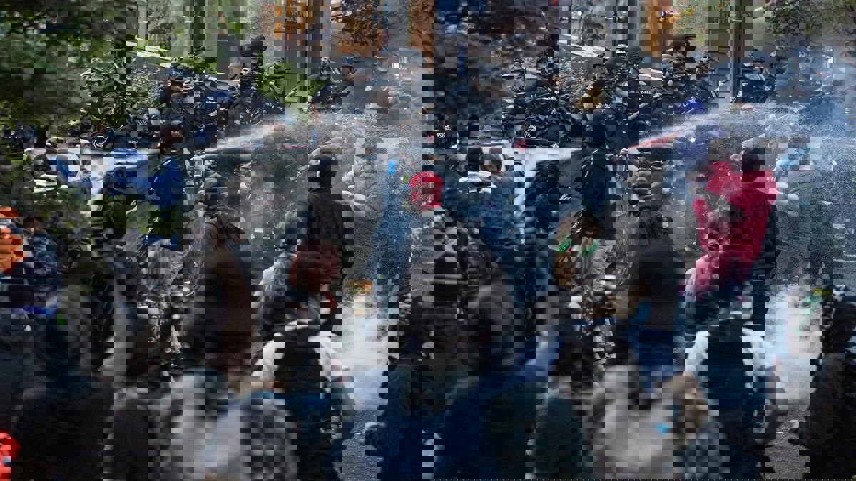 ترامب: الجيش يمكنه "التدخل سريعا" لمواجهة احتجاجات منيابوليس العنيفة