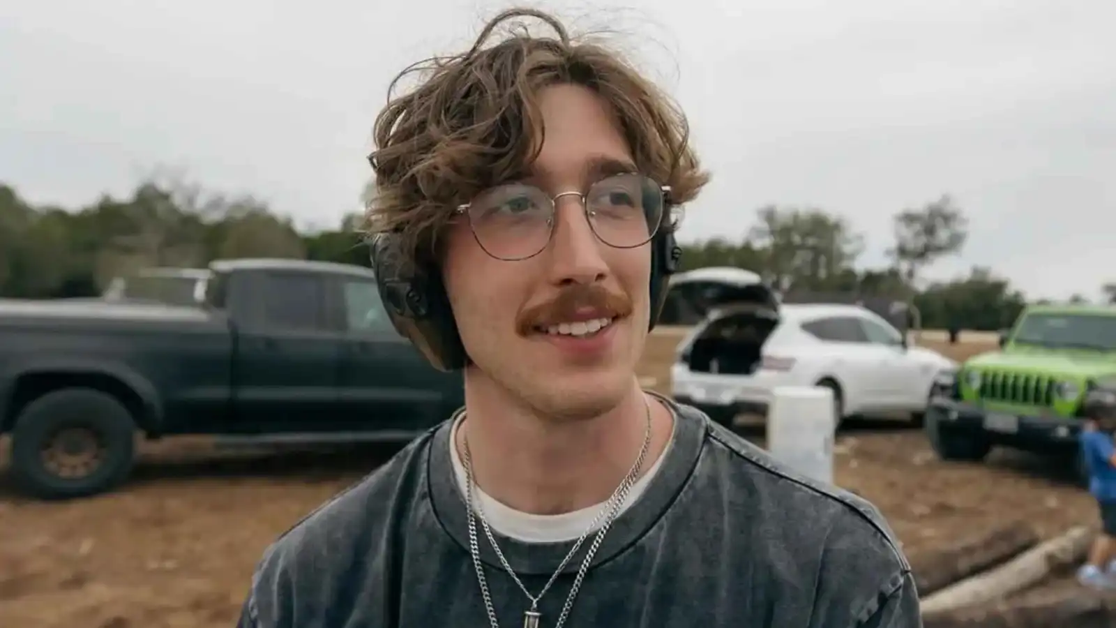 اليوتيوبر براندون باكنغهام يدخل العناية المركزة بعد فشل أعضائه (فيديو)