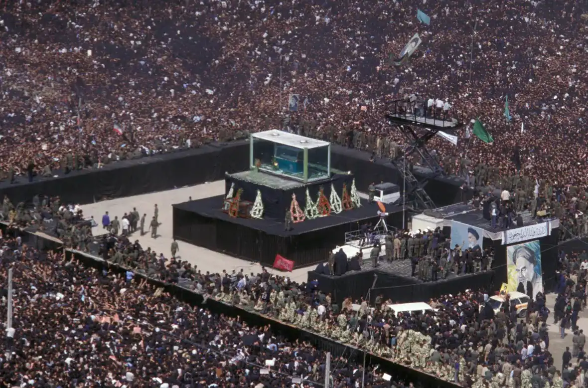 جنازة الخميني