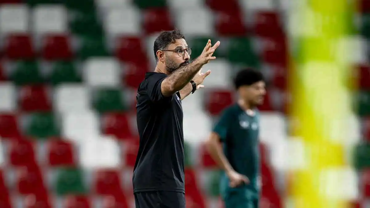 تبرير "مخجل".. هجوم رهيب على سعد الشهري بعد الخسارة أمام الهلال (فيديو)