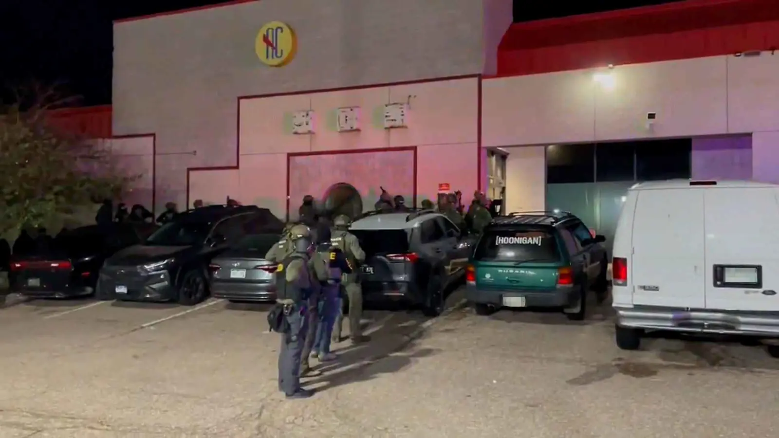 الولايات المتحدة.. ضبط أكثر من 100 مهاجر غير شرعي في ملهى ليلي