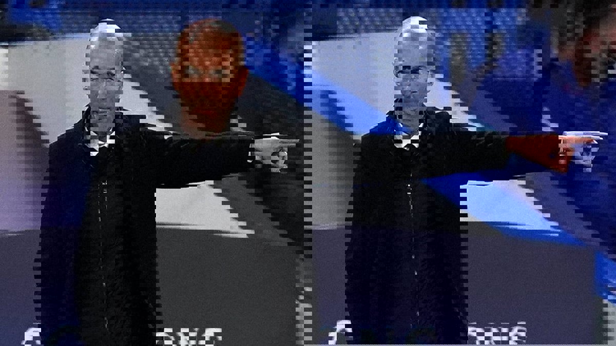 زيدان مرشح لقيادة يوفنتوس بدلا من ماسيميليانو أليغري