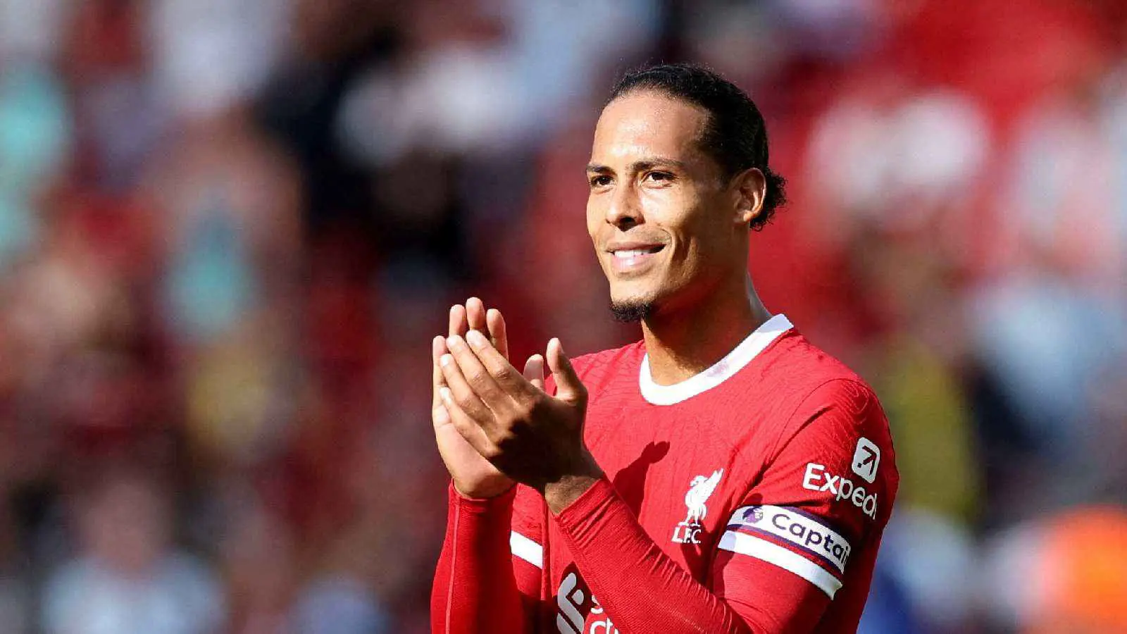 ردًا على العروض السعودية.. ليفربول يحدد سعر فان دايك