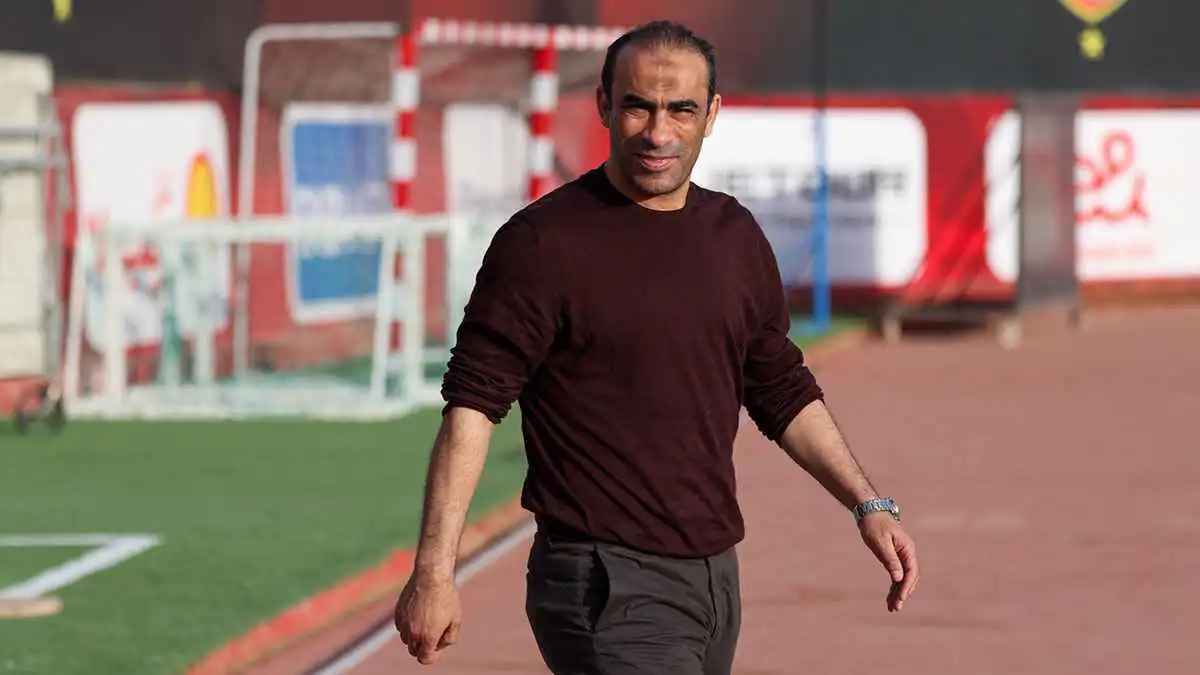 يقودها سيد عبدالحفيظ.. الأهلي المصري يصدم حكم مباراة سيراميكا بـ5 خطوات