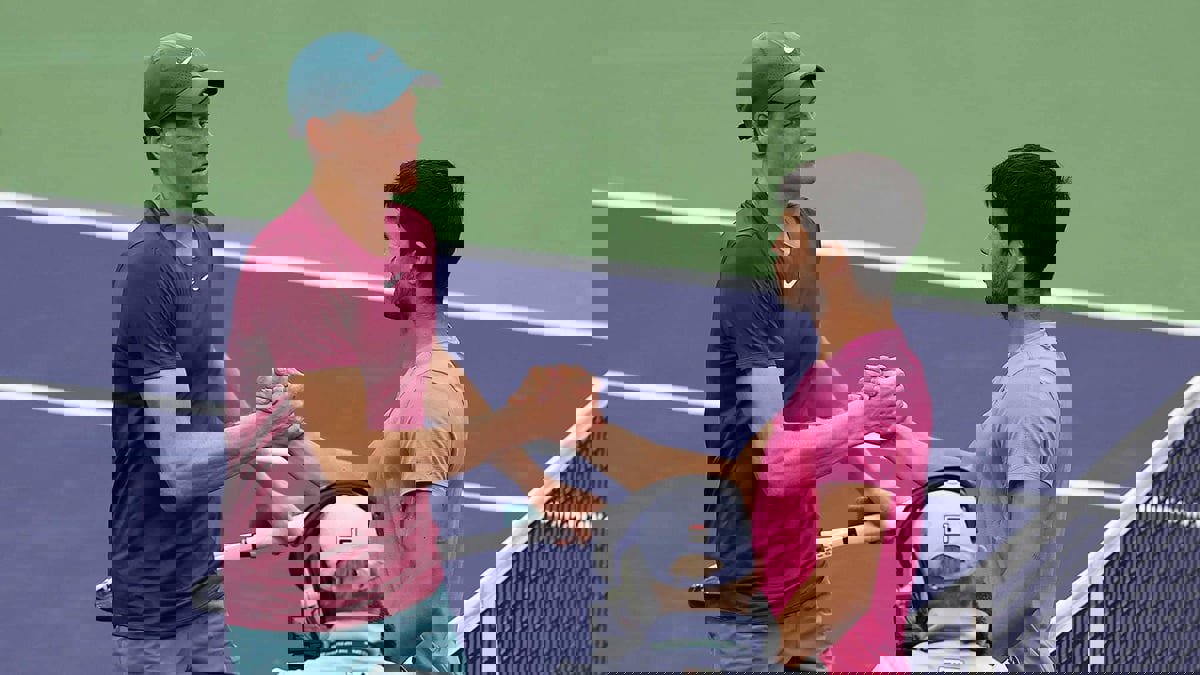 ألكاراز وسينر جاهزان للتألق في حقبة ويمبلدون الجديدة