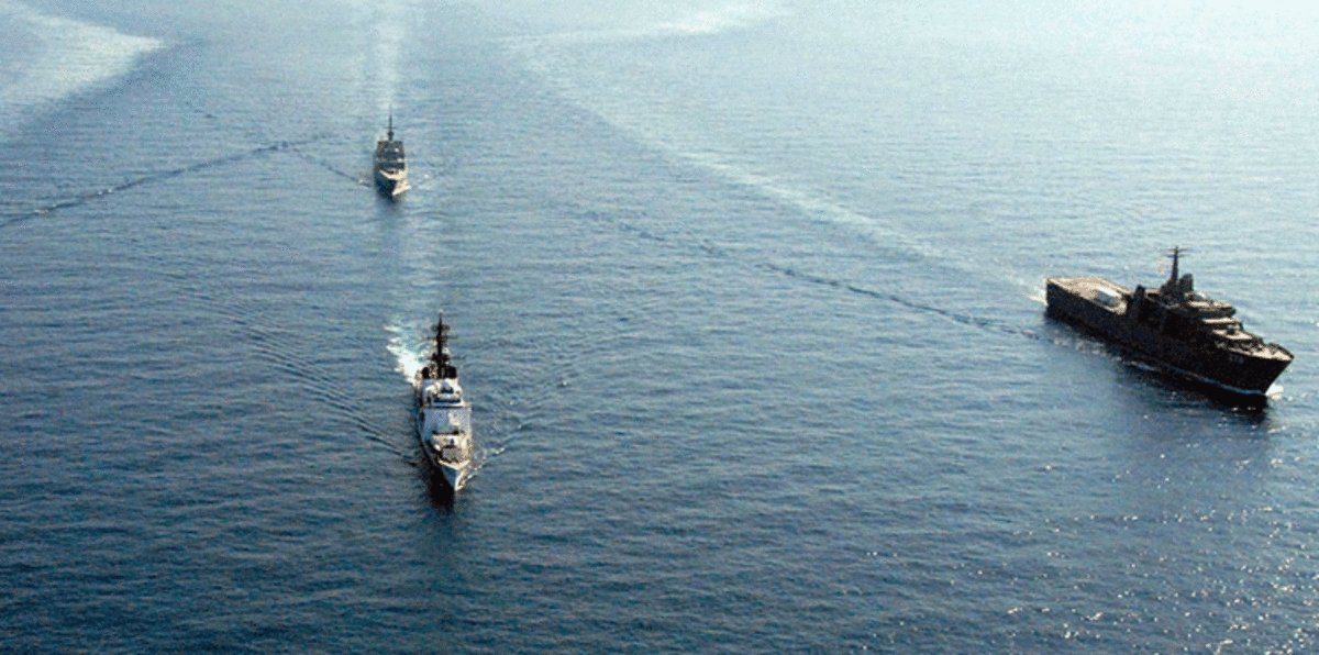 فيتنام تنقل راجمات صواريخ جديدة لبحر الصين الجنوبي المتنازع عليه‎