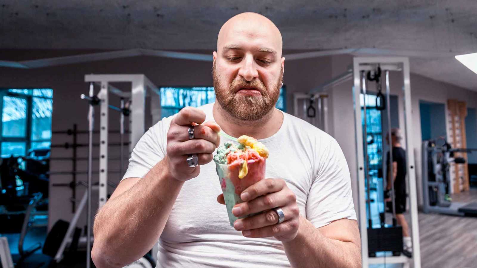 مركّب في "الآيس كريم" قد يخلصك من الصلع