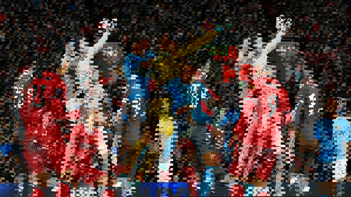 مانشستر سيتي ضد ليفربول.. هل يغير غوارديولا فلسفته لمواجهة كلوب؟