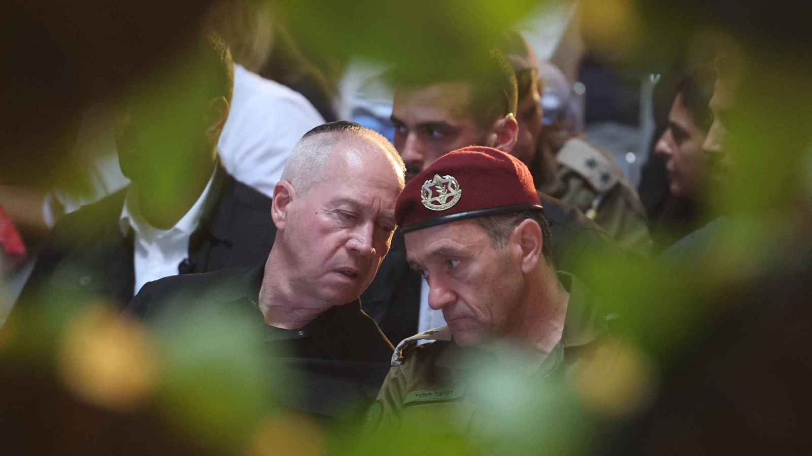 غالانت لنتنياهو: الضفة على وشك الانفجار وأذرع إيران متغلغلة