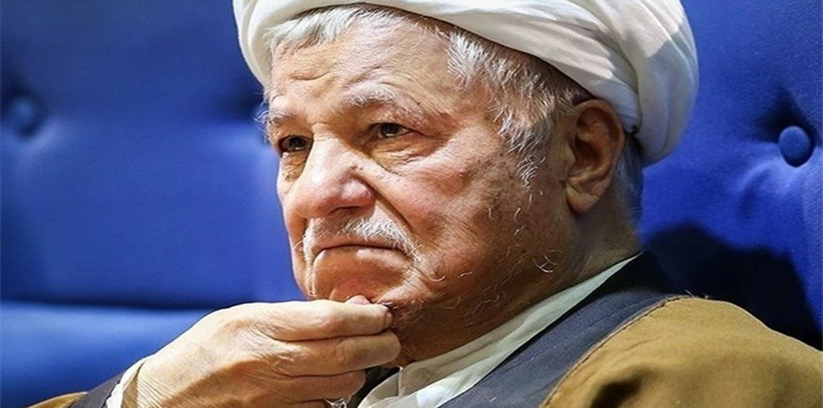 شعارات متشددين في إيران تثير الشكوك بشأن ظروف وفاة رفسنجاني